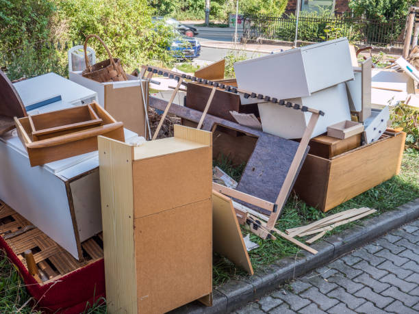 Best Garage Cleanout Services  in Grundy, VA